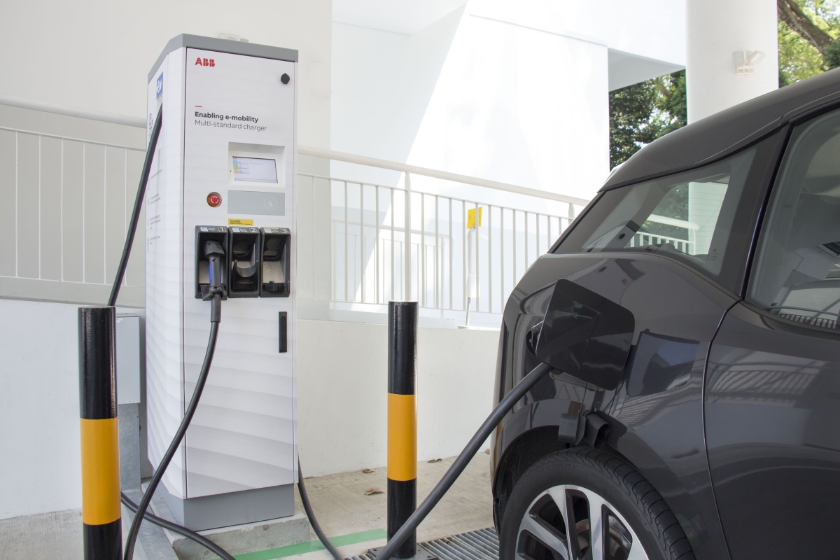 The ABB chargers can recharge electric vehicle batteries in around 30 minutes