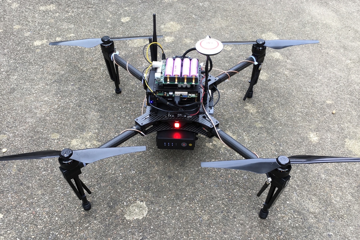 An operator draws a flight perimieter at the start and the software takes care of the rest An operator draws a flight perimieter at the start and the software takes care of the rest